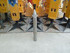 Montabert - Spitzmeißel M600 / BRM 600 - Länge ca. 1000 mm - Durchmesser ca. 105 mm