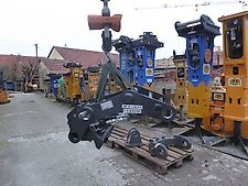 Liebherr - SW-Adapter SW 66 Likufix - für Pendelgreifer - SW-Identmaße oben: 80-660-420-660-80 - für Greifer-Bolzen-Aufnahme unten Identmaße 80-660 - Bagger: 26t-48t