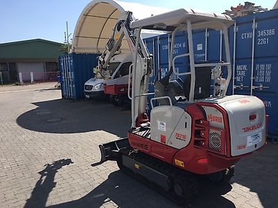 Takeuchi TB216S hybrid V4 Hybridbagger Diesel- oder Elektroantrieb