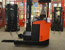 BT RRE 140 // Seitenschieber / 3. Ventil / HH 6.000 mm / FH 1.800 mm / Triplex
