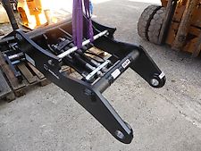 Oilquick - SW-Adapter OQ 80 orig. 4 Leitungen - für Hydraulik-Pendel-Greifer-Aufnahme - bestückt für HG - SW-Identmaße: 80-590-670-590-80 - für Greiferaufnahme unten Ident-Maße: 70-530 - Bagger: 25t-43t