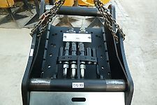 Oilquick - SW-Adapterplatte OQ 80 orig. 3 Leitungen - bestückt für HH, HM - gebohrt für I-4000 + PMG 20 - SW-Identmaße: 80-590-670-590-80 - Bagger: 25t-43t