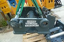 Liebherr - SW-Adapterplatte SW 48 Likufix 3 Leitungen - 3-fach Bestückung: Vorlauf + Rücklauf + Lecköl - gebohrt für Fräse - SW-Identmaße: 70-480-420-480-70 - Bagger: 15t-30t