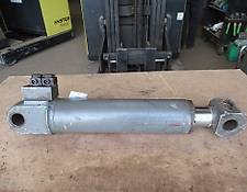 Poclain Unknown - Cylinder, dump/clam