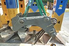 Liebherr - SW-Adapter SW33 Likufix orig. - für Pendelgreifer - SW-Identmaße oben: 60-330-400-330-60 - für Greifer-Bolzen-Aufnahme unten Ident-Maße: 70-285 - Bagger: 8t-25t