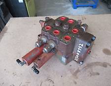Kayaba 21220-53023 - Valve, block complete